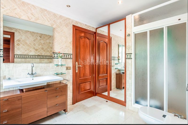 Foto a12c264e-bfe1-459a-be87-d0ea9f612b13. Chalet en Santa María Marbella