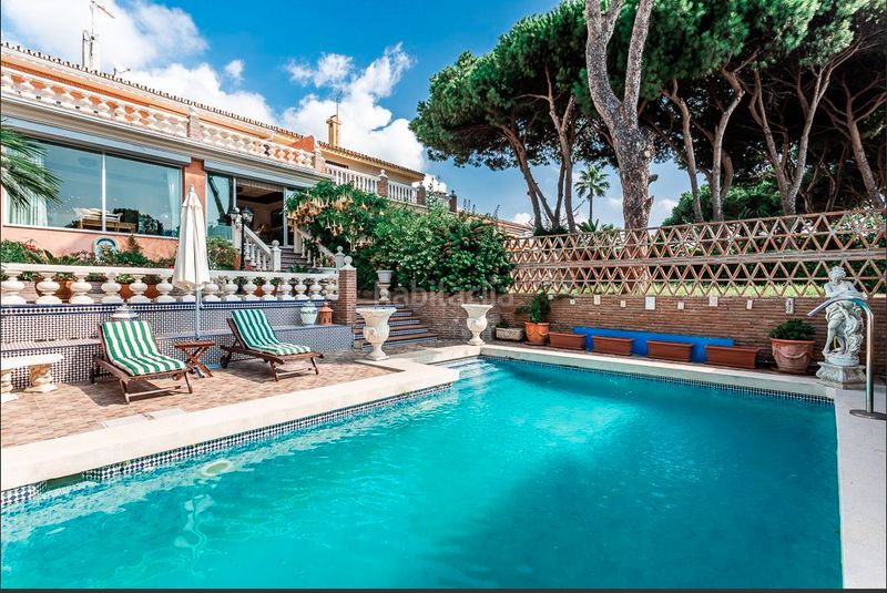 Foto a1ae42ac-78ee-4603-aa05-3a296fcce7b2. Chalet en Santa María Marbella
