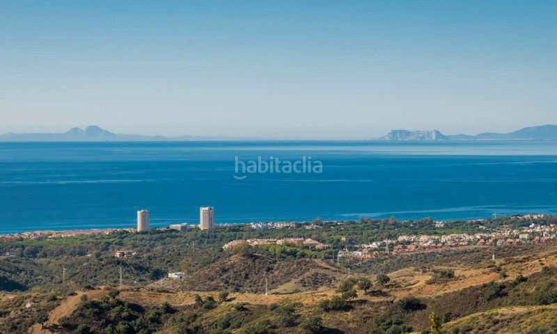 Foto 7869923f-23bc-44e4-b987-389039319327. Apartament amb aparcament piscina a La Mairena Ojén