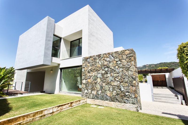 Foto ae8cb741-11ba-46c0-82d6-ce6917569e46. Xalet amb aparcament piscina a los arqueros - puerto del almendro Benahavís