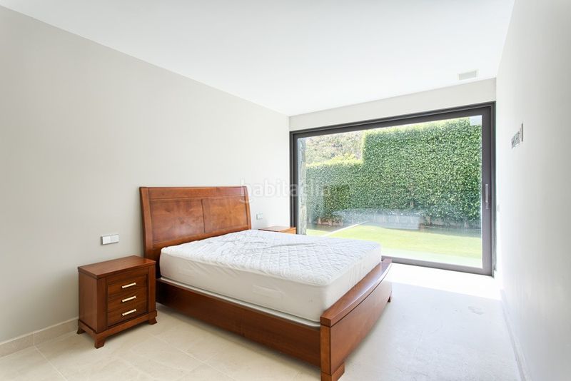 Foto ea1e6b27-3ca9-42af-97cd-534e45496ac6. Xalet amb aparcament piscina a los arqueros - puerto del almendro Benahavís