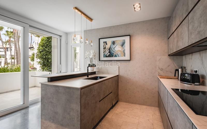 Foto a421ebf7-d3fb-4d0e-9e7d-78a351d21f11. Planta baja en Puente Romano Marbella