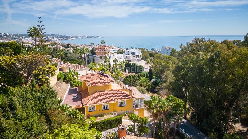 Foto e74ab782-61ed-4154-9d26-acc297a1b8e7. Chalet en la cala Mijas Mijas
