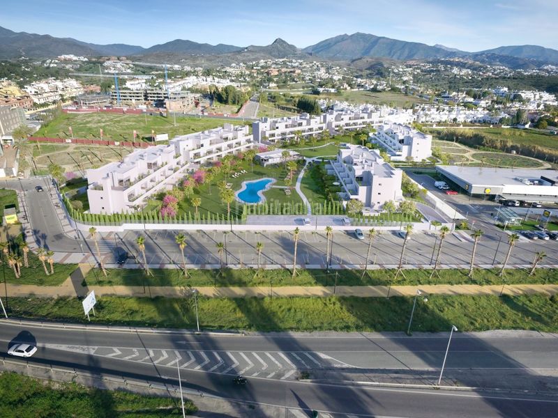 Foto eb773854-9612-4fd5-b43f-fe0079423c24. Appartement mit parking pool in Parque Central Estepona