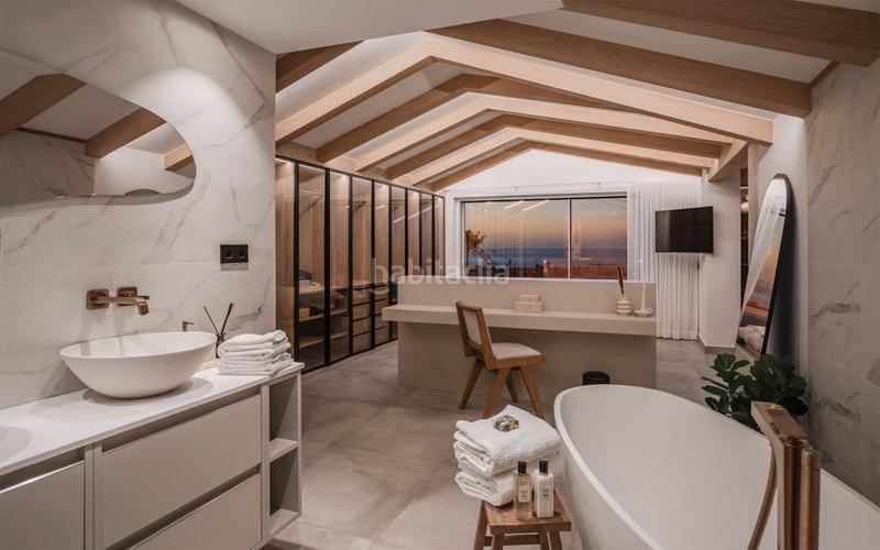 Foto 00ae7ed0-846f-44e1-bd12-733934999e15. Dachwohnung mit heizung in Puerto Banús Marbella