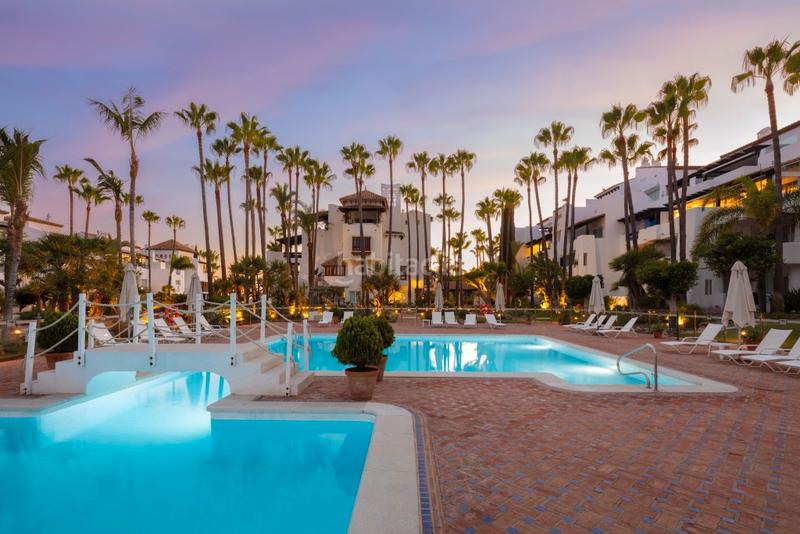 Foto 9cf742e9-bc07-4b48-9ad6-d28e85ad8791. Ground floor with heating parking pool in La Carolina - Guadalpín Marbella