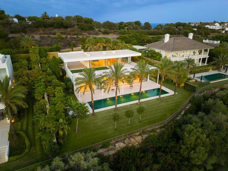 Foto 929f7b85-65ab-4dcf-9fc8-70f9b5cd73f5. Xalet amb aparcament piscina a Casares golf - Casares del sol Casares
