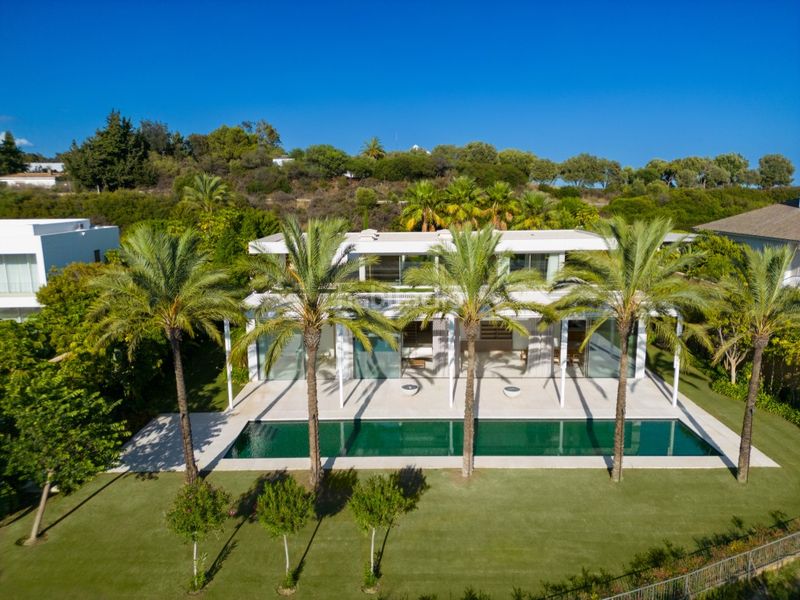 Foto cbcdebc9-1630-4917-875a-07ae328e558d. Xalet amb aparcament piscina a Casares golf - Casares del sol Casares