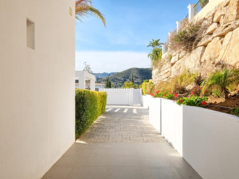 Foto f63dacc2-225f-4c0b-8022-1e4f0c64a12b. Chalet en los arqueros - puerto del almendro Benahavís