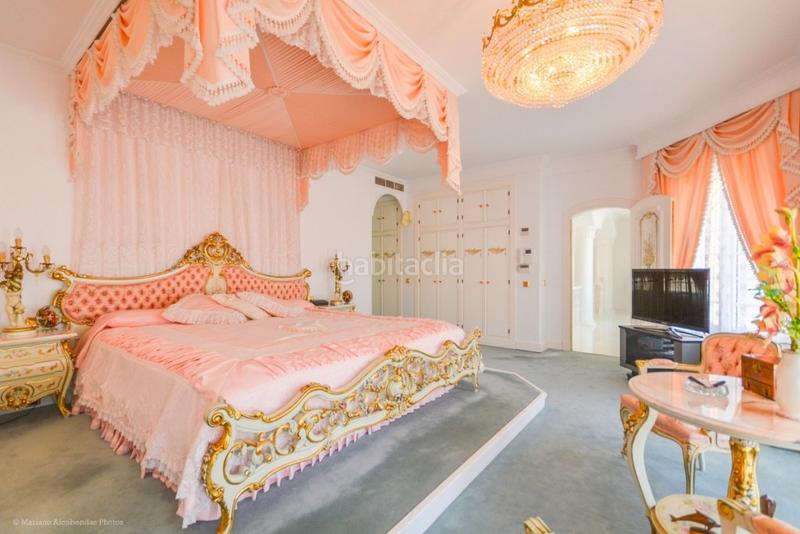 Foto 4f1cf21d-ae6e-4c94-988e-9393d5db2296. Chalet con riscaldamento parcheggio piscina in Hacienda Torrequebrada Benalmádena