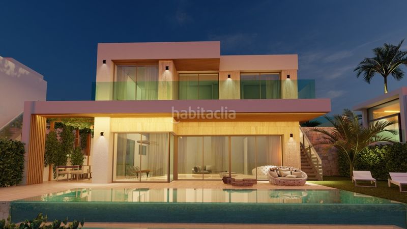 Foto c90d0e60-2ce7-4b79-b31a-6447800465d2. Chalet con parcheggio piscina in Parque Central Estepona