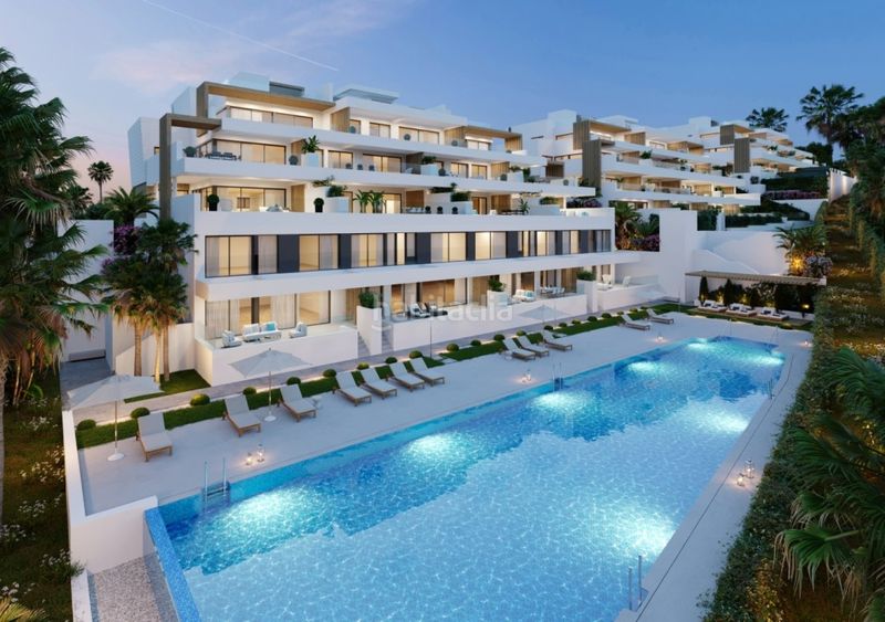 Foto fce4f9a8-c375-4b86-ae62-15a4d9a7b6ab. Apartament amb aparcament piscina a Centro Estepona