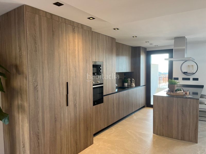 Foto b1f28b4a-d8a6-49f8-b38a-140b42680de6. Ático en Istán