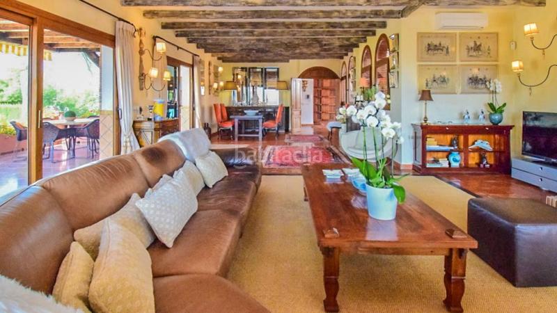 Foto 9a1c569e-a05e-4131-b61d-9ff43c020af5. Masia amb aparcament piscina a Coín