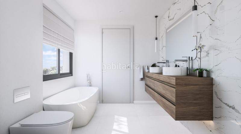 Foto d2da30f6-c25a-4ca2-9d8b-68a8fb20eb5b. Dachwohnung mit parking pool in Centro ciudad Fuengirola