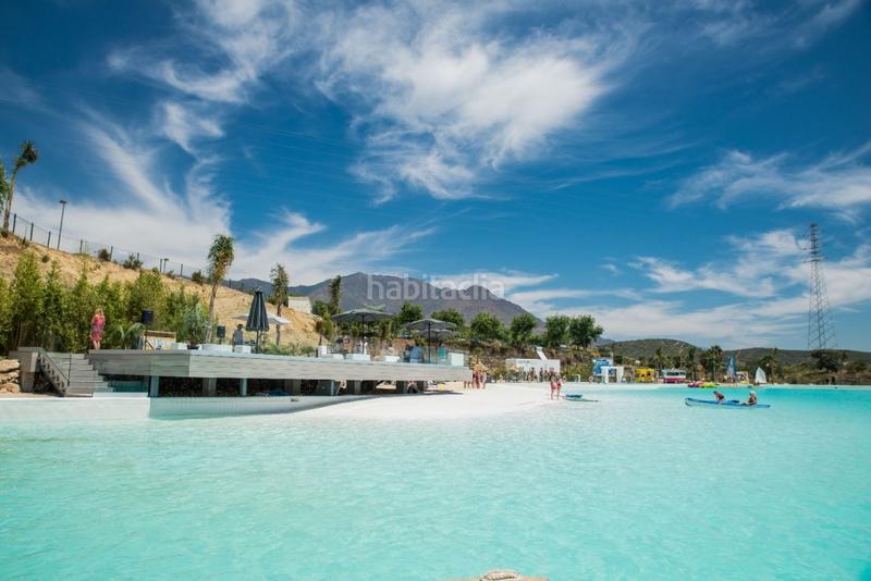 Foto 49287f7d-0d63-4c09-915e-96f8bcb55178. Appartement mit parking pool in Parque Central Estepona