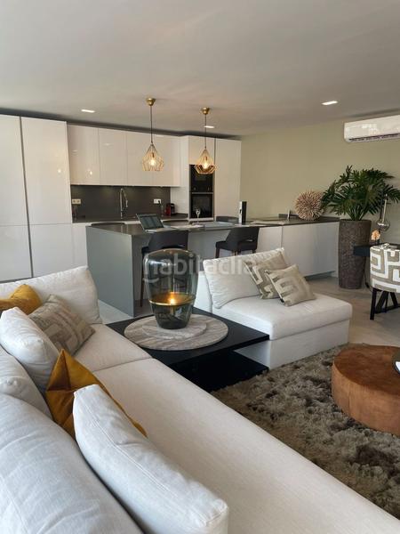 Foto 380e0486-8aab-411d-89e1-f73374651703. Dachwohnung mit parking pool in Parque Central Estepona