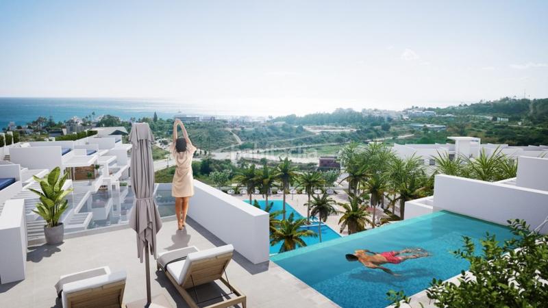 Foto 2e43573d-6174-4c0b-9516-2c0acb70f440. Penthouse with parking pool in Parque Central Estepona