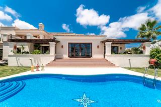 Chalet in Guadalmina Baja