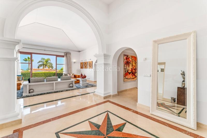 Foto 7b5176cb-78e0-4e66-bf32-7c1be6605e83. Xalet amb aparcament piscina a Guadalmina Baja Marbella