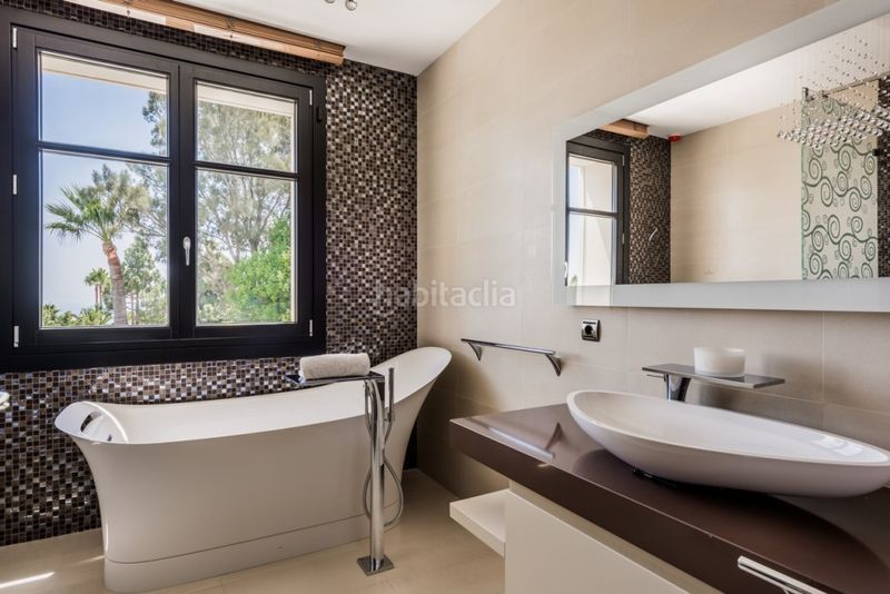 Foto 00a87f77-e99e-45f6-8ed4-0c3959abd541. Xalet amb calefacció aparcament piscina a Nagüeles Alto Marbella