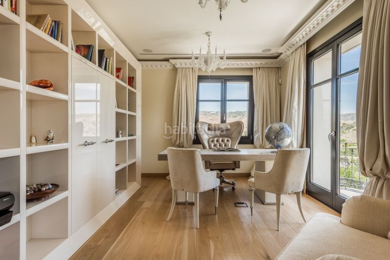 Foto 38941c57-fd7a-4214-9b65-b69f02d7248e. Xalet amb calefacció aparcament piscina a Nagüeles Alto Marbella