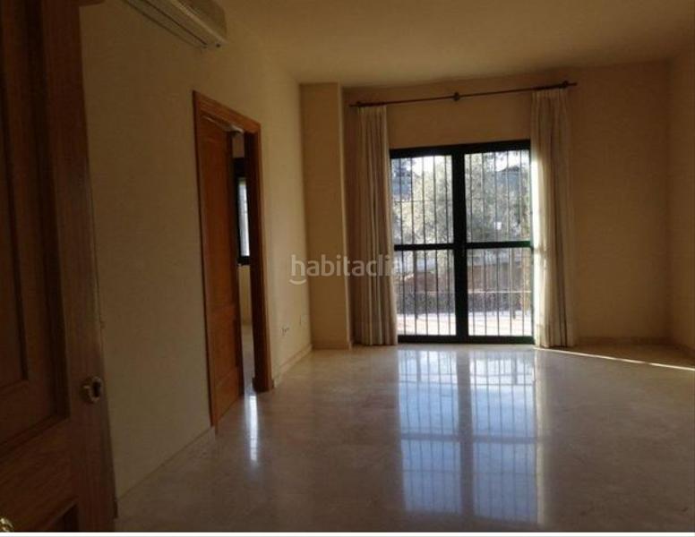 Foto d0201bdc-5af8-485f-8073-cb802e15f318. Chalet en Pedregalejo - Morlaco Málaga