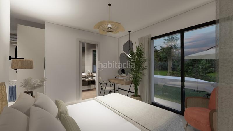 Foto f7779210-1ec9-44d7-b86f-e7ac069f198d. Chalet avec piscine dans Parque Central Estepona