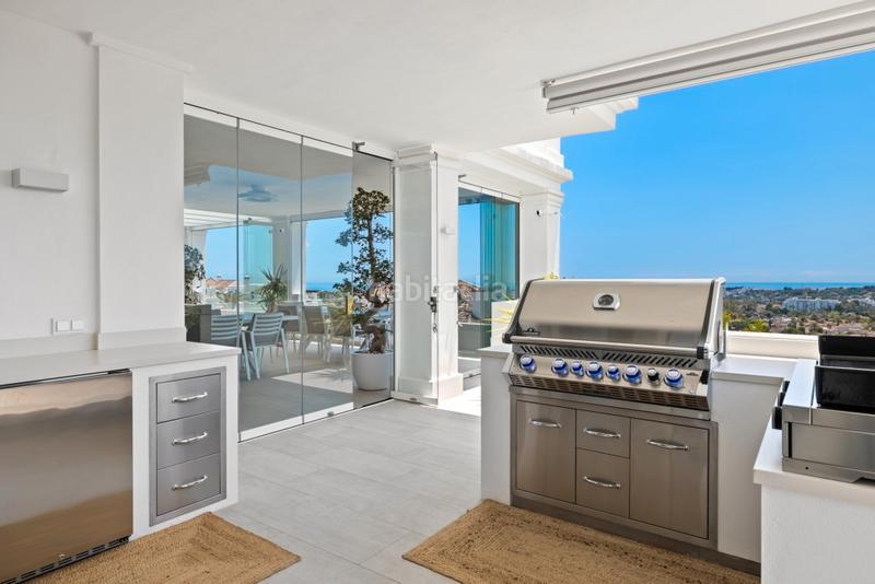 Foto 74a86b4a-16e0-44b1-98e2-dc42650f86c4. Apartment with parking pool in Los Naranjos Marbella