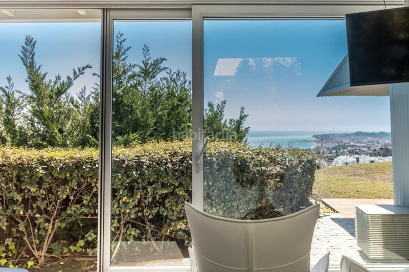 Foto 25554d44-11b6-48c6-a886-45ba14cb2131. Chalet mit parking pool in La Capellanía - El Higuerón Benalmádena