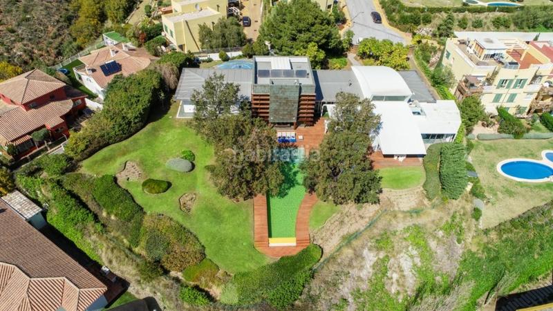 Foto 3b4f8079-d1b1-43bf-b9aa-c701536575f0. Chalet mit parking pool in La Capellanía - El Higuerón Benalmádena