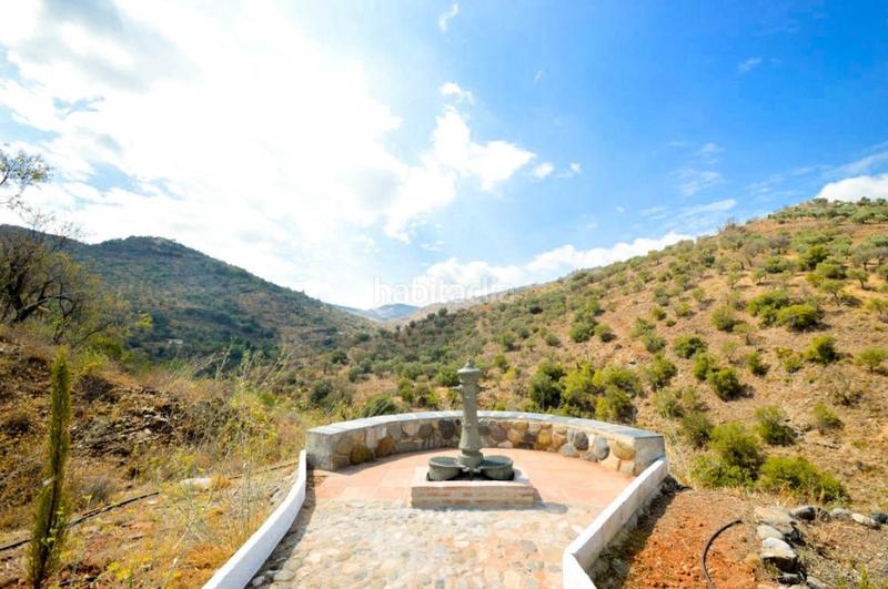 Foto f43e6afd-acef-4646-a12d-889c1bb366f8. Bauernhof mit parking pool in Guaro