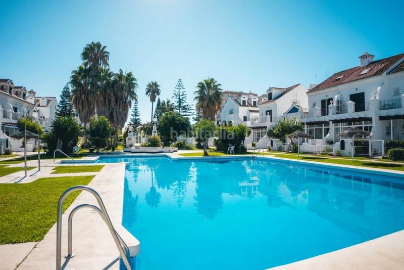 Foto 2bf5041a-4133-4fbd-ad71-8e2a138e7f55. Duplex with parking pool in Castillo Sohail - Myramar Fuengirola
