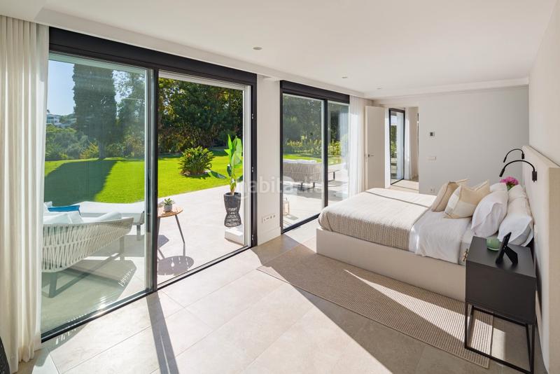 Foto b4c7598e-5c8c-44df-ac5e-d5605214cea0. Chalet mit parking in Aloha Marbella