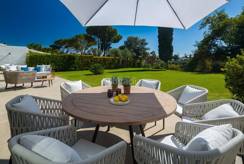 Foto 7a3cc5b6-d9a9-4d38-8f39-43101ea40f67. Chalet con parcheggio in Aloha Marbella