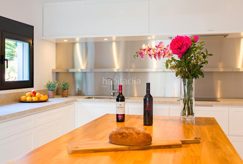 Foto 02e9055a-2b9e-4115-8b63-c83ec7ace832. Xalet amb aparcament a Aloha Marbella