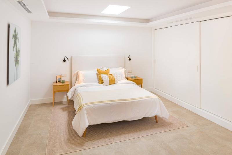 Foto 1646817f-678b-476f-9a94-eeeb5f2fb69d. Xalet amb aparcament a Aloha Marbella