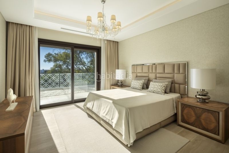 Foto 213f0a51-b9f5-4114-8d51-2611c3798448. Xalet amb aparcament piscina a Las Brisas Marbella