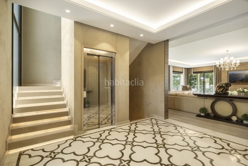 Foto f04ca2d9-61ac-4b99-a472-4b70c299aa54. Xalet amb aparcament piscina a Las Brisas Marbella