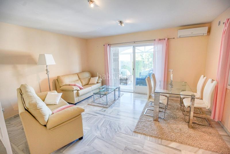 Foto e9cc2f50-b73a-48fd-b4e0-c2510095fbf7. Casa pareada en Guadalobón Estepona