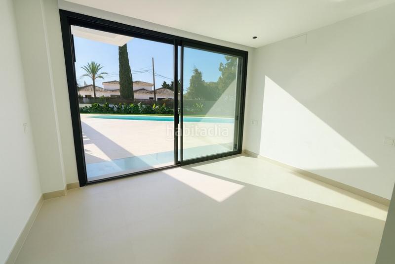 Foto a16f10d6-07b5-4b69-95fc-c4dbeba1c906. Chalet with heating parking pool in El Faro de Calaburra - Chaparral Mijas