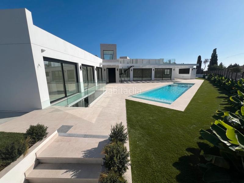 Foto cdd79f54-6b85-4eab-9107-34f506f4c46f. Chalet with heating parking pool in El Faro de Calaburra - Chaparral Mijas