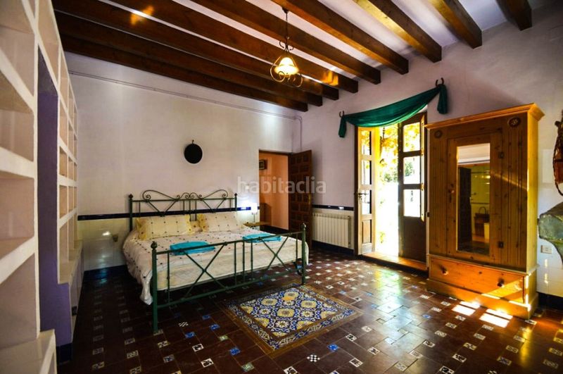 Foto b4e65aa3-6bb3-4b33-98c2-616dbd25e6b1. Masia amb aparcament piscina a Centro Antequera