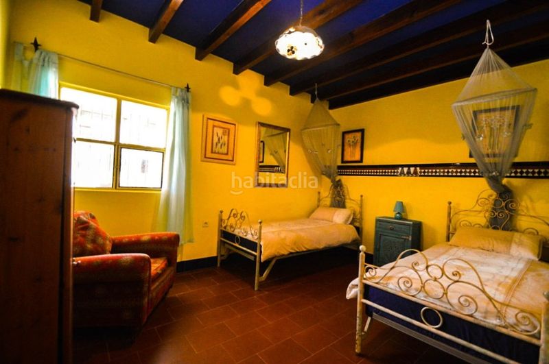 Foto f507d800-12b7-44b9-8674-1b0641845e11. Masia amb aparcament piscina a Centro Antequera