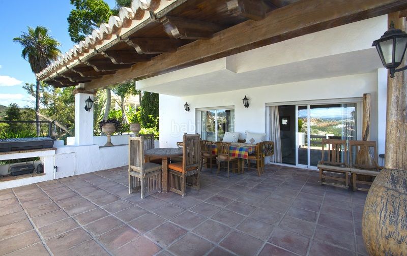 Foto e73601c2-e76e-4952-a5ba-fa8ed0547e64. Xalet amb aparcament piscina a Las Brisas Marbella