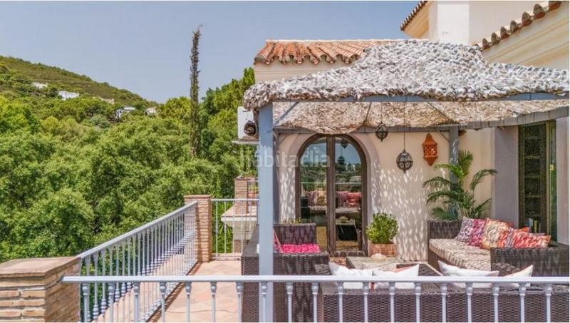 Foto 52e9581a-ba7a-4071-a59c-28e98ec9c945. Chalet en altos de Estepona Estepona