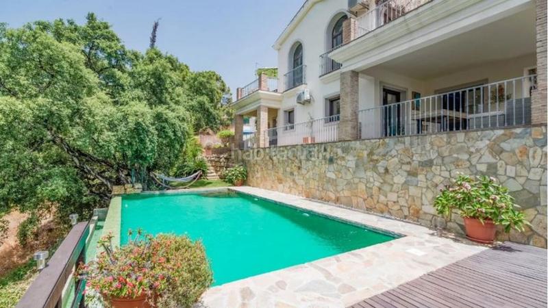Foto cac31f6b-20c3-46fc-a4c4-394cbd41f4f1. Chalet en altos de Estepona Estepona