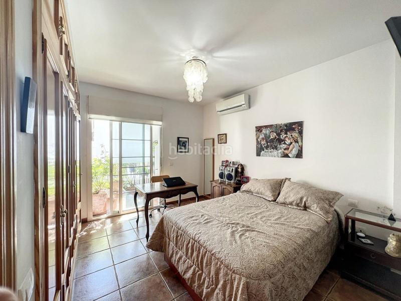 Foto eb1ecd4d-f8a5-4988-a44f-d7c829596419. Piccolo appartamento con parcheggio in Mijas pueblo Mijas