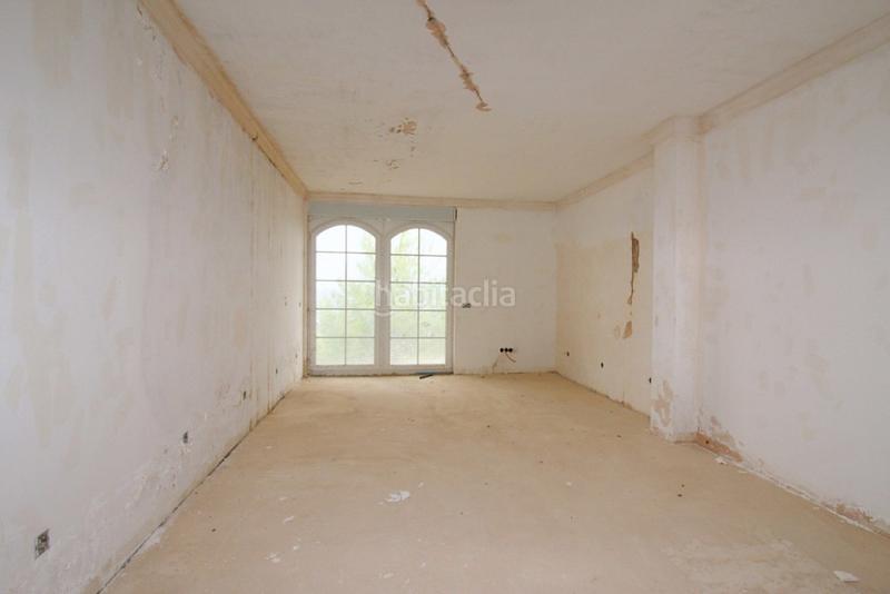 Foto 88b404b5-7dba-40e4-8bdf-708f1b8d9176. Chalet con piscina in Centro Alhaurín el Grande