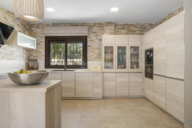 Foto 9f7c7c7a-92c3-4bf5-92c7-e23fc643c642. Chalet con riscaldamento parcheggio piscina in campo de Mijas Mijas